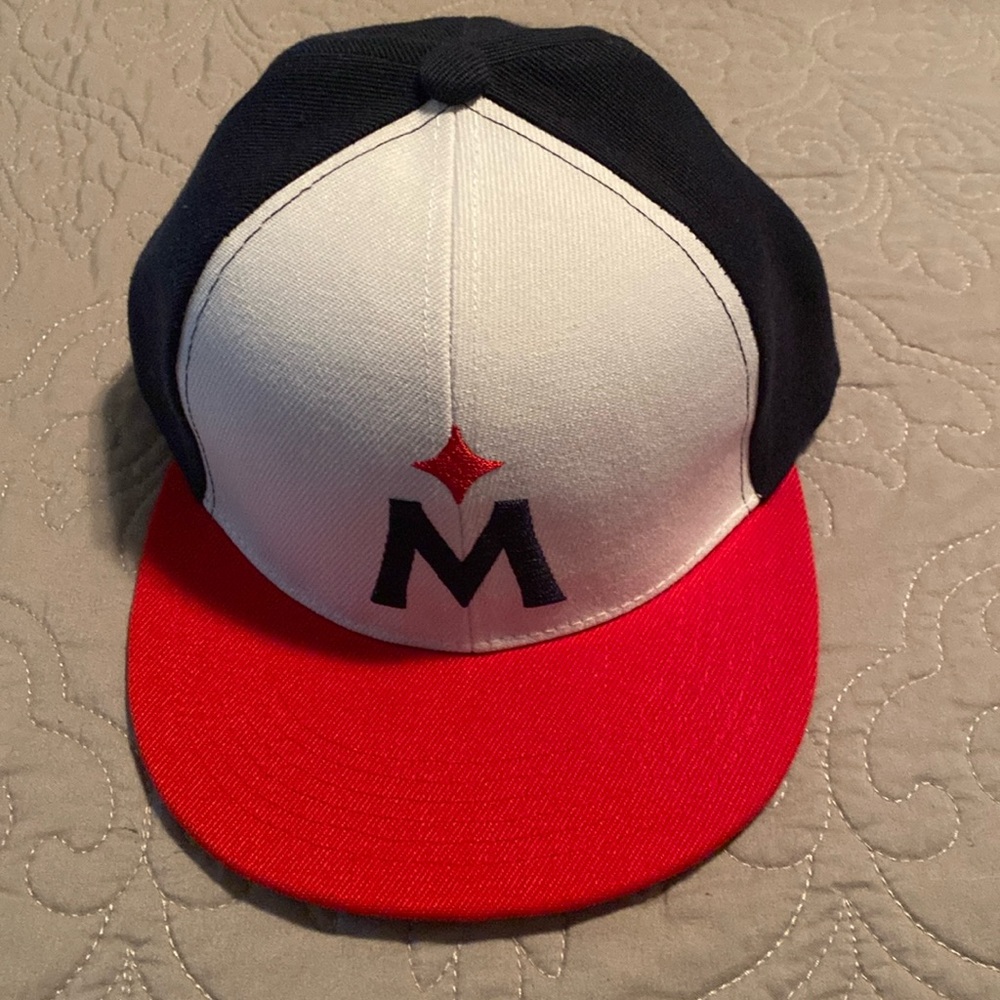Minnesota Twins Fan Give Away Hat Caribou Coffee Snapbackk